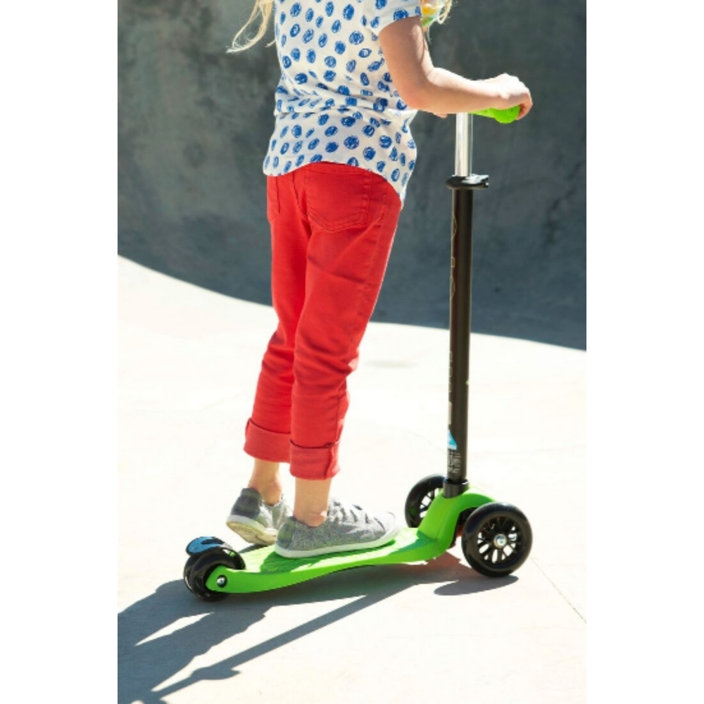 New Maxi Junior Kickboard Scooter - Picture 13 of 14